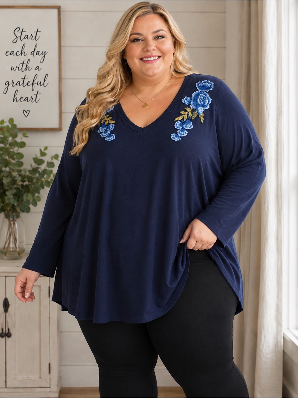 Bobaeu 3X Navy Blue Floral Embroidered V-Neck Oversized Tunic Top